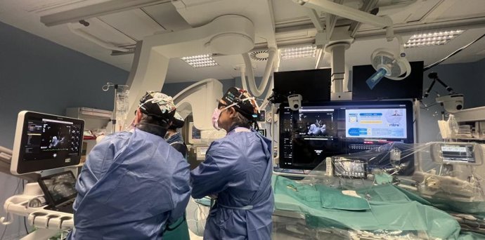 Archivo - Cirugía en el Hospital Miguel Servet.