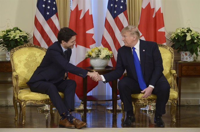 Archivo - El primer ministro de Canadá, Justin Trudeau, y el presidente electo de Estados Unidos, Donald Trump