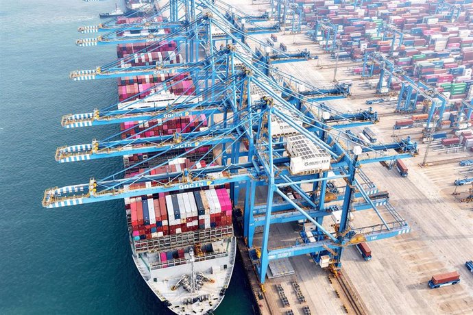 Containers en el puerto de Qingdao, en la provincia china de Shandong.