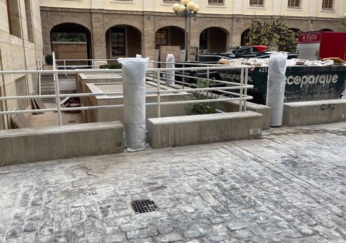 Cargadores de vehículos híbridos enchufables en el Edificio Pignatelli.