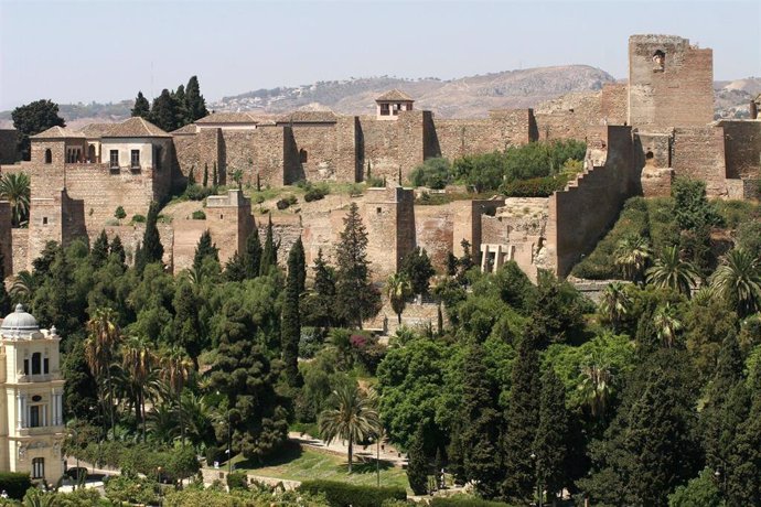 Archivo - Vista aérea de La Alcazaba de Málaga