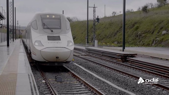 También se estudiarán posibles soluciones para mejorar la accesibilidad a la nueva estación desde el centro urbano placentino, mediante modos de transporte sostenible