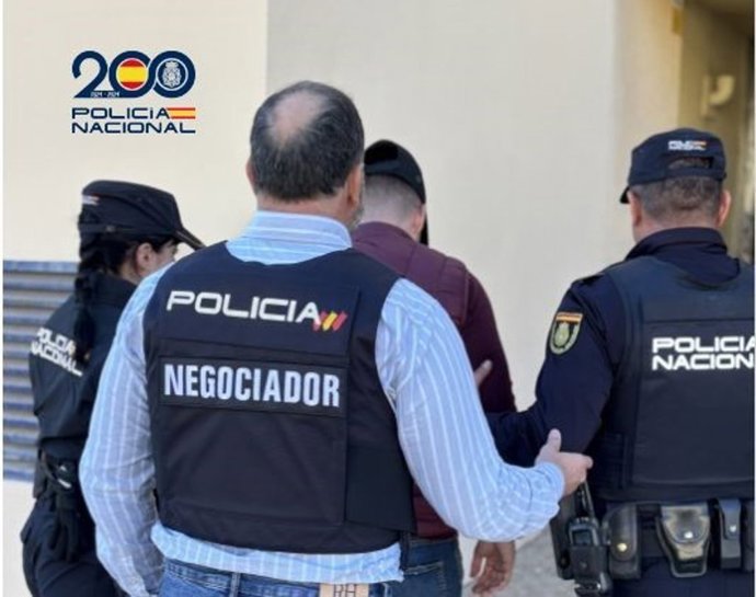 Imagen del operativo policial que participó en la detención.
