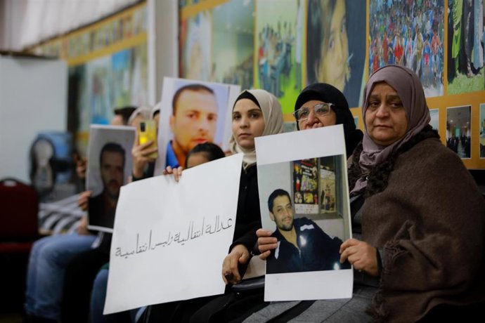 La diáspora siria se concentra en Turquía para pedir información sobre sus familiares desaparecidos 