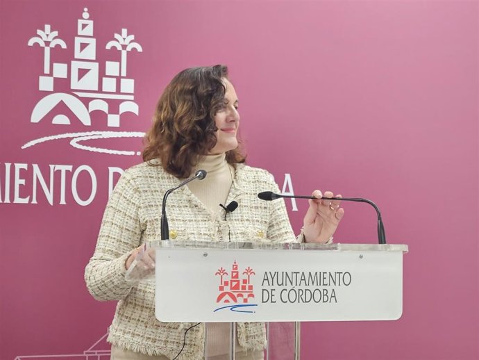 La concejala socialista en el Ayuntamiento de Córdoba Isabel Bernal.