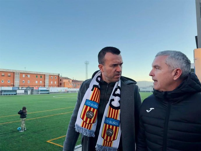 Buñol renueva el campo de fútbol Beltrán Báguena con ayuda de la Diputación de Valencia