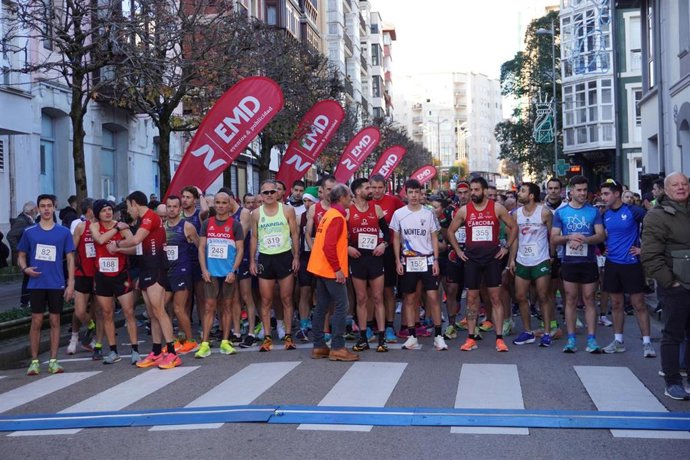 Más de 450 corredores se dan cita en la San Silvestre Solidaria de Astillero