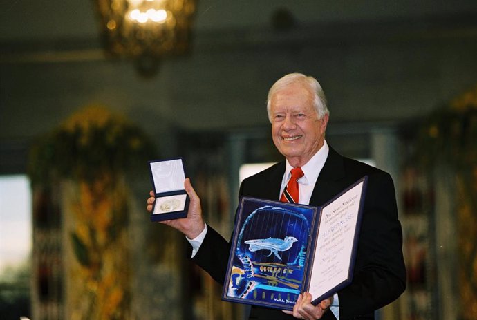 Archivo - El expresidente de Estados Unidos Jimmy Carter tras recibir el Nobel de la Paz