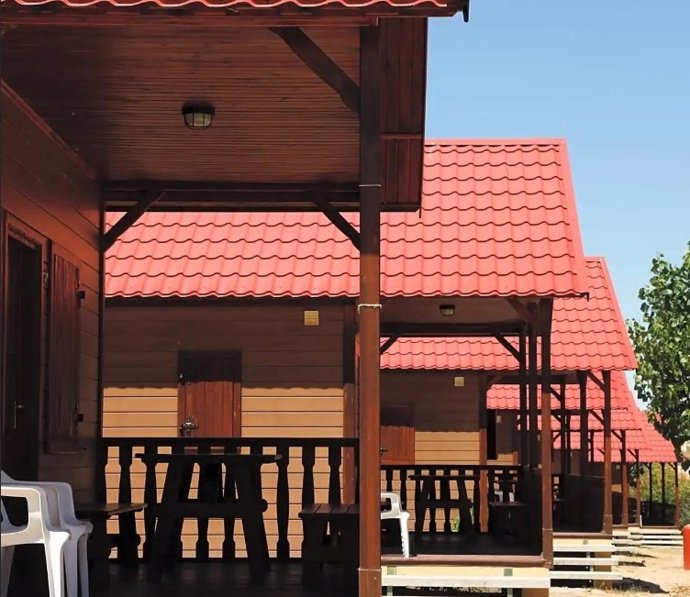 El Camping - Bungalows Monte Holiday, situado en Madrid, es uno de los glampings disponibles para pasar Nochevieja.