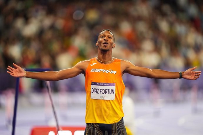 Archivo - Jordan Alejandro Diaz Fortun of Spain reacts during Men's Triple Jump Final of the Athletics on Stade de France during the Paris 2024 Olympics Games on August 9, 2024 in Paris, France.