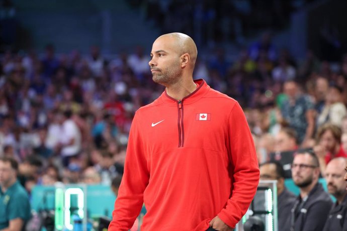 Archivo - Coach Jordi Fernández of Canada, Basketball, Men's Group Phase - Group A between Canada and Australia during the Olympic Games Paris 2024 on 30 July 2024 at Pierre Mauroy Stadium in Villeneuve-d'Ascq near Lille, France - Photo Laurent Sanson / P