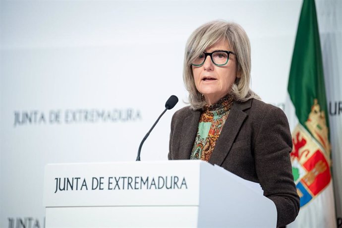 La portavoz de la Junta de Extremadura, Victoria Bazaga, en la rueda de prensa posterior al Consejo de Gobierno.