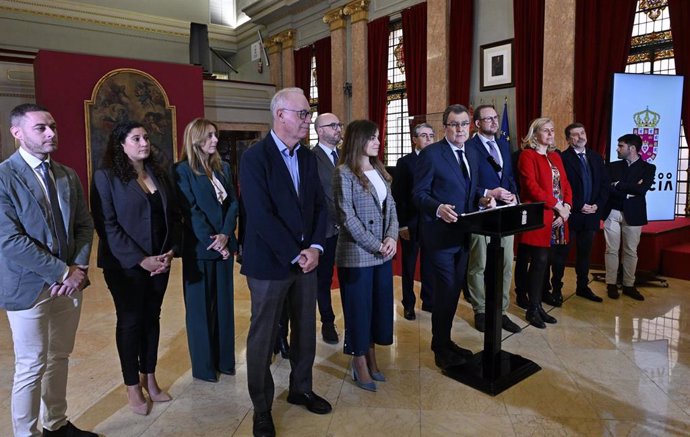 El alcalde de Murcia, José Ballesta, hace balance del año y presenta las prioridades, proyectos y retos del municipio para 2025