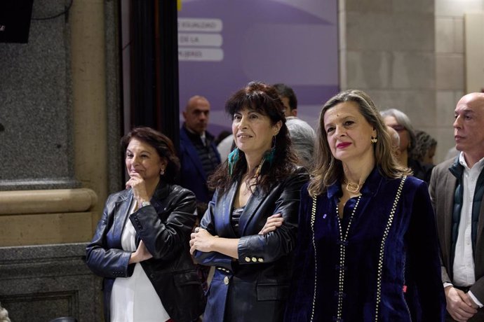 (I-D) La exsecretaria de Estado de Igualdad, Soledad Murillo, la ministra de Igualdad, Ana Redondo, y la delegada del Gobierno contra la Violencia de Género, Carmen Martínez.