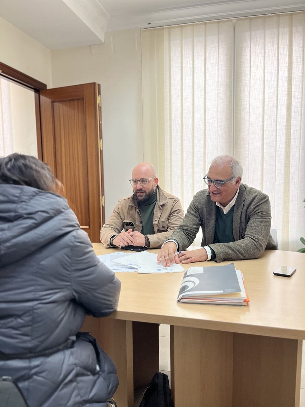El alcalde de El Puerto, Germán Beardo, en la compra de la Casa de Roque Aguado por parte de Suvipuerto.
