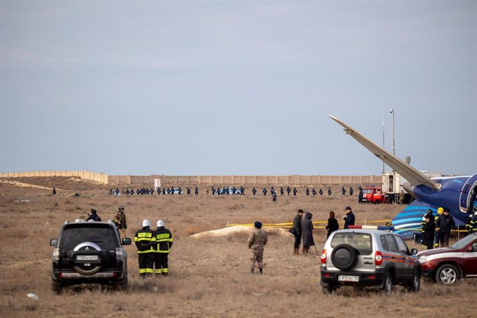 Avión azerí siniestrado en Aktau, Kazajistán