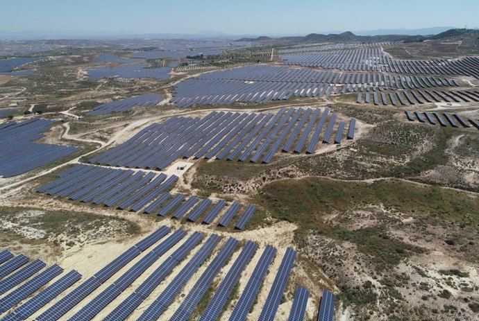 Planta solar fotovoltaica de Mula