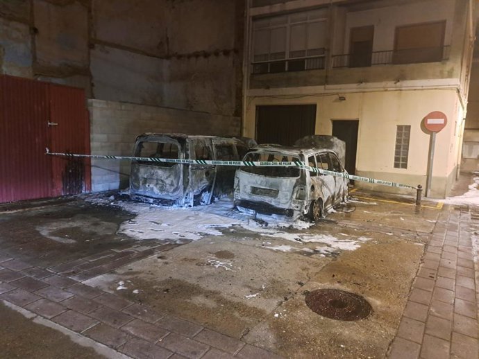 La Guardia Civil investiga las causas del incendio de dos vehículos en Cintruénigo que podría haber sido intencionado