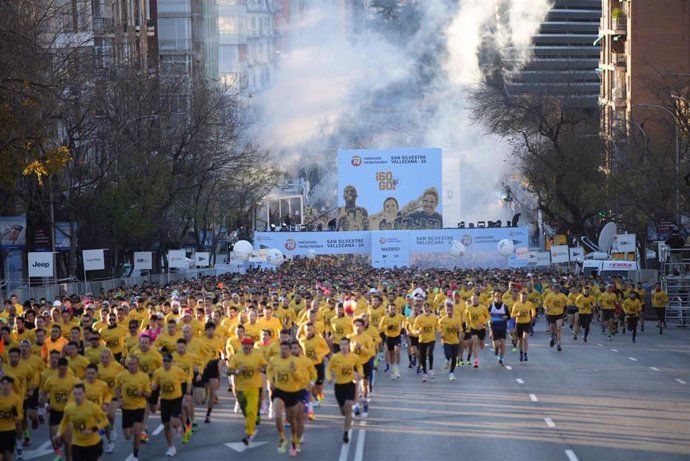 Cerca de 42.000 corredores participan en la San Silvestre Vallecana para despedir el 2024