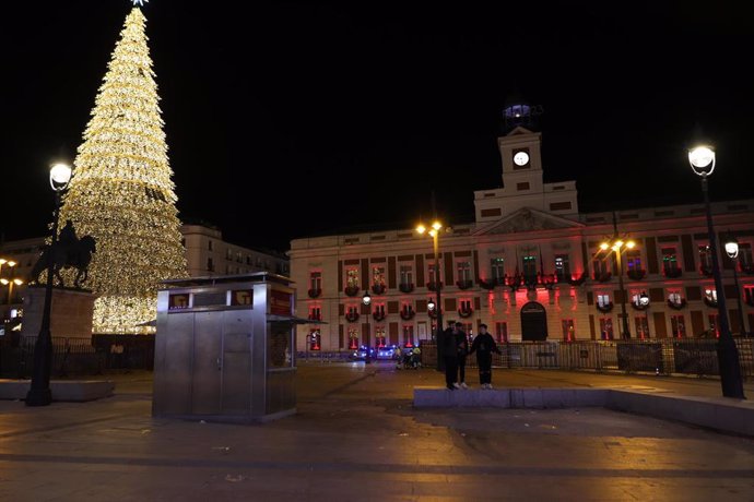 Archivo - Puerta del Sol