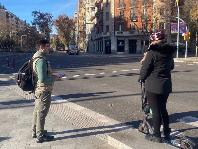 Barcelona inicia una campaña de información sobre la nueva normativa de movilidad