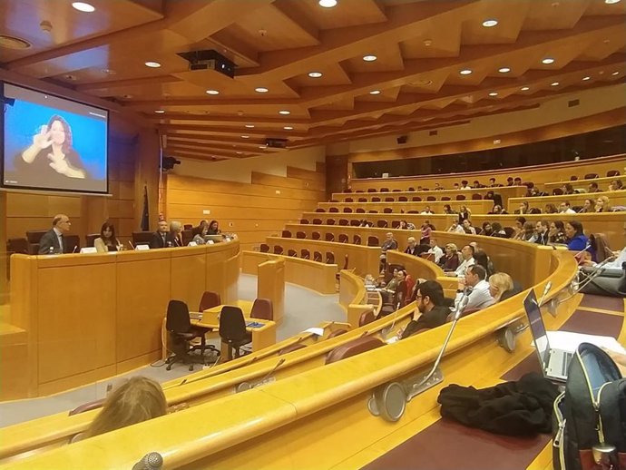 Archivo - La jornada 'Bullying y discapacidad en la Escuela', organizada por el Consejo Español para la Defensa de la Discapacidad y la Dependencia (CEDDD) en el Senado, con el apoyo del senador de UPN Alberto Catalán.