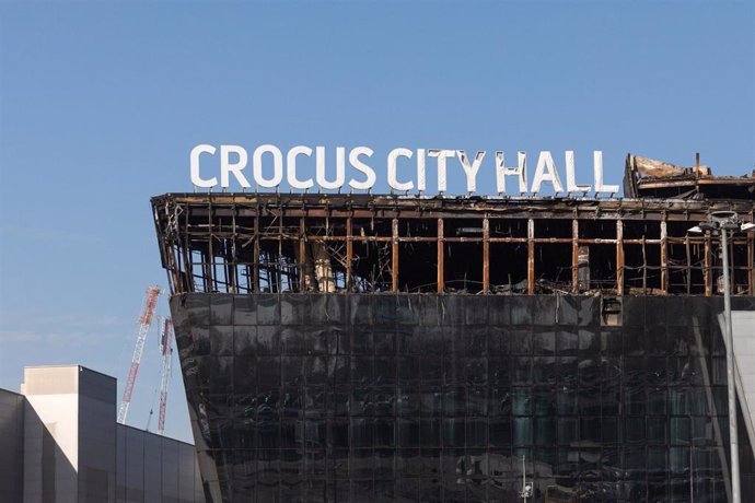 Archivo - La sala de conciertos Crocus City Hall, en Moscú, tras el atentado de marzo de 2024.