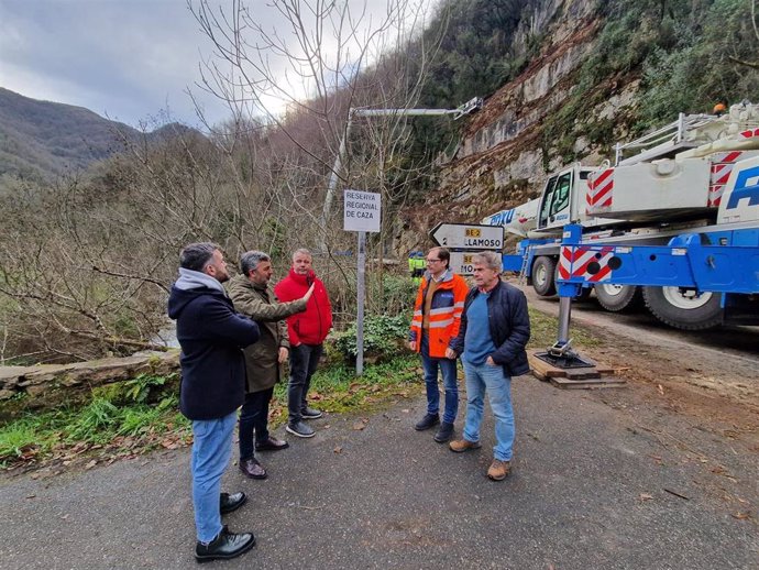 Obras para reabrir la AS-227 entre San Martín-El Puerto este viernes.