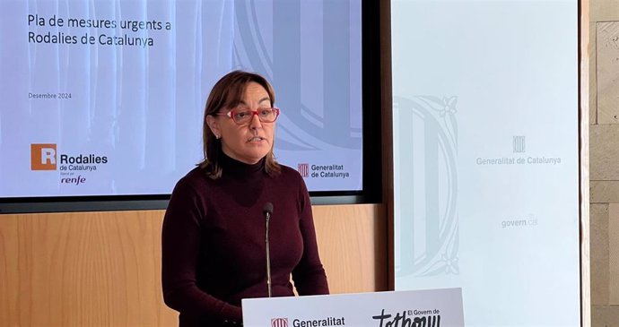 La consellera de Territorio, Vivienda y Transición Ecológica de la Generalitat, Sílvia Paneque, en la rueda de prensa