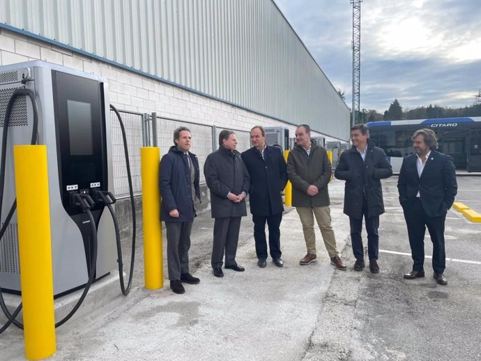 Oviedo Cuenta ya con 70 cargadores para autobuses urbanos eléctricos instalados en las dependencias de TUA.