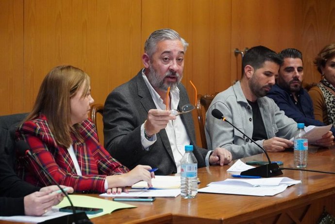 El alcalde de Santomera, Víctor Martínez, durante el Pleno en el que se han aprobado los Presupuestos