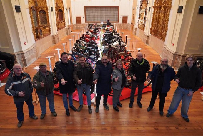 Inauguración de la exposición de motos históricas.