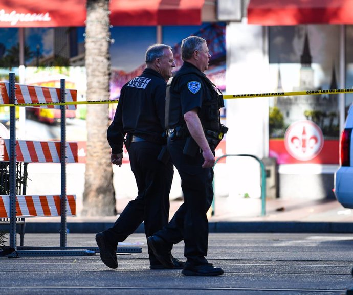 January 1, 2025, New Orleans, Louisiana, USA: Police officials investigate the scene after a driver rammed a pickup truck into a crowd at the French Quarter early on New Year's Day before being shot to death by police. At least 10 people have been confirm