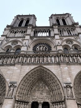 Catedral de Notre Dame en París tras su reapertura en diciembre de 2024