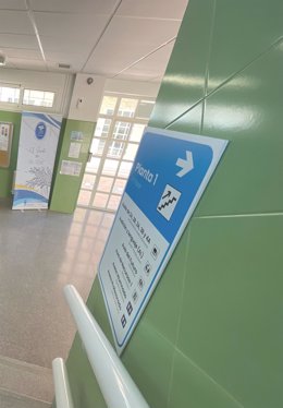 Imagen de la señalética instalada en el CEIP San Antonio, en Molina de Segura.