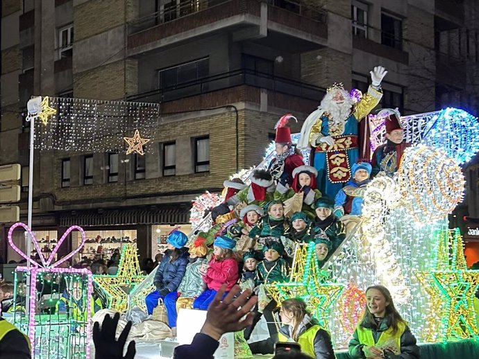 Cabalgata de Reyes de 2024 en Cuenca.