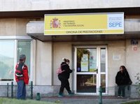 Los sindicatos critican el trabajo estacional "a pesar" de los datos "positivos" del paro en Andalucía en 2024