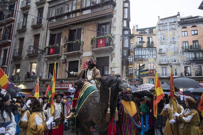 Archivo - Cabalgata en Pamplona.