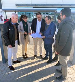 El diputado provincial del PSOE de Málaga y alcalde de Cuevas Bajas, Manuel Lara, en una reunión en Antequera.