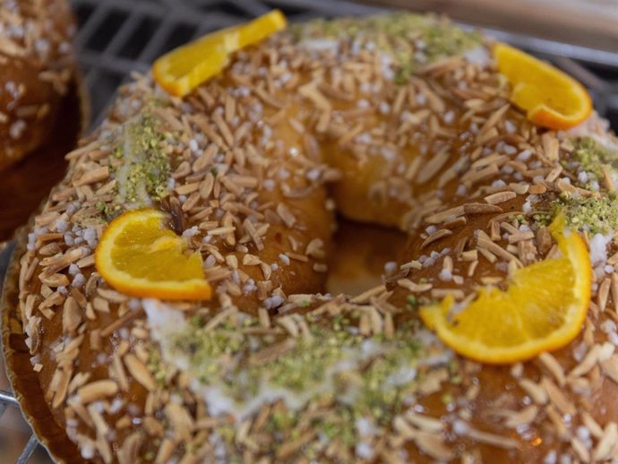 El roscón de Reyes es uno de los dulces más típicos de la Navidad