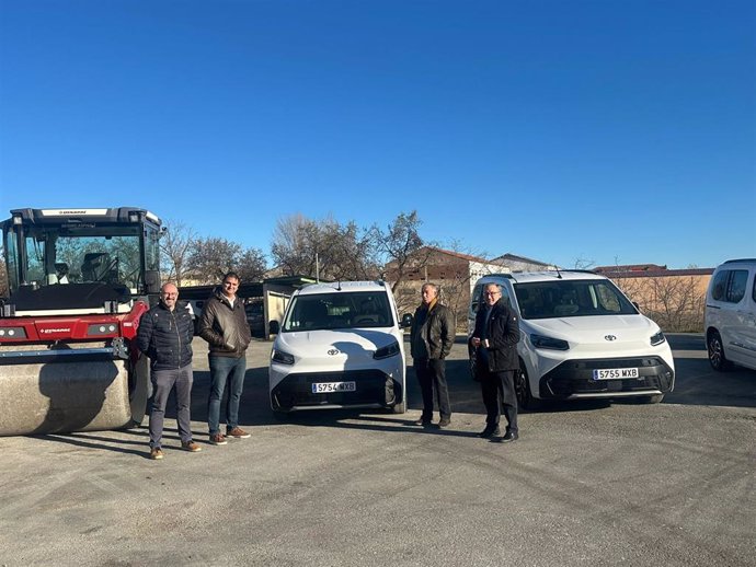 El presidente de la DPT, Joaquín Juste, en el Parque de Maquinaria.