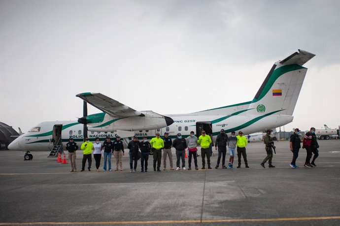 Archivo - June 8, 2022, Bogota, Cundinamarca, Colombia: A wide shot of the arrival at the 'CATAM' Airbase of the persons implicated in the murder of Paraguayan prosecutor Marcelo Pecci in the in Bogota, Colombia June 8, 2022. Photo by: Sebastian Barros/