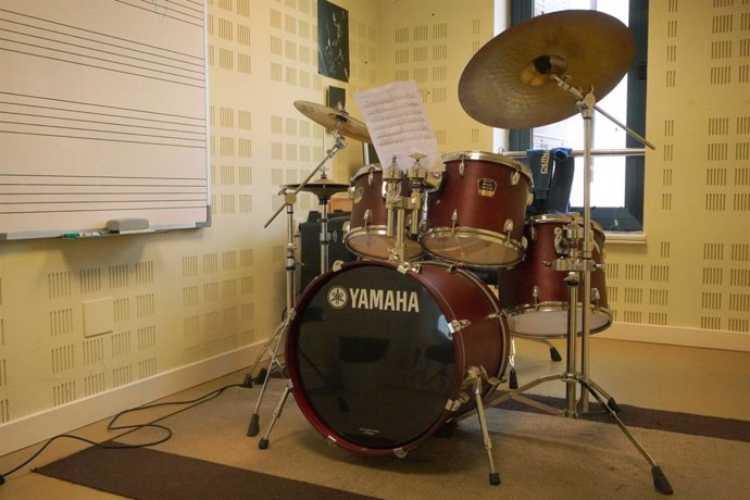 Sala con instrumentos en el Almacén de las Artes de Astillero