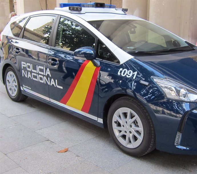 Archivo - Coche de Policía Nacional.