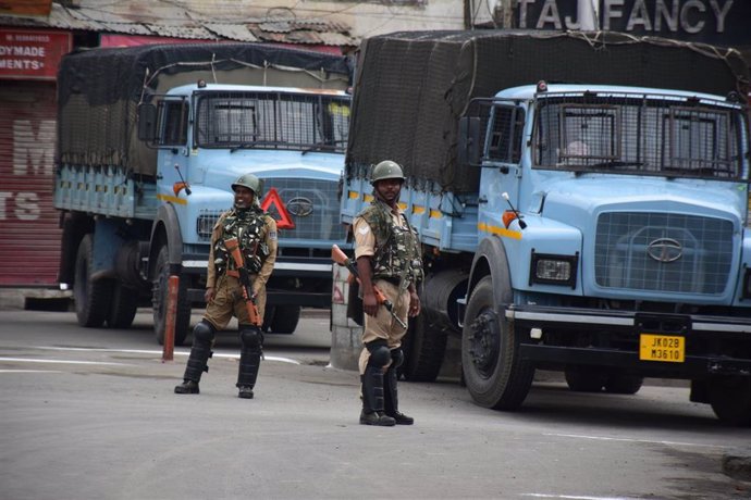 Archivo - Militares indios en Srinagar, Cachemira