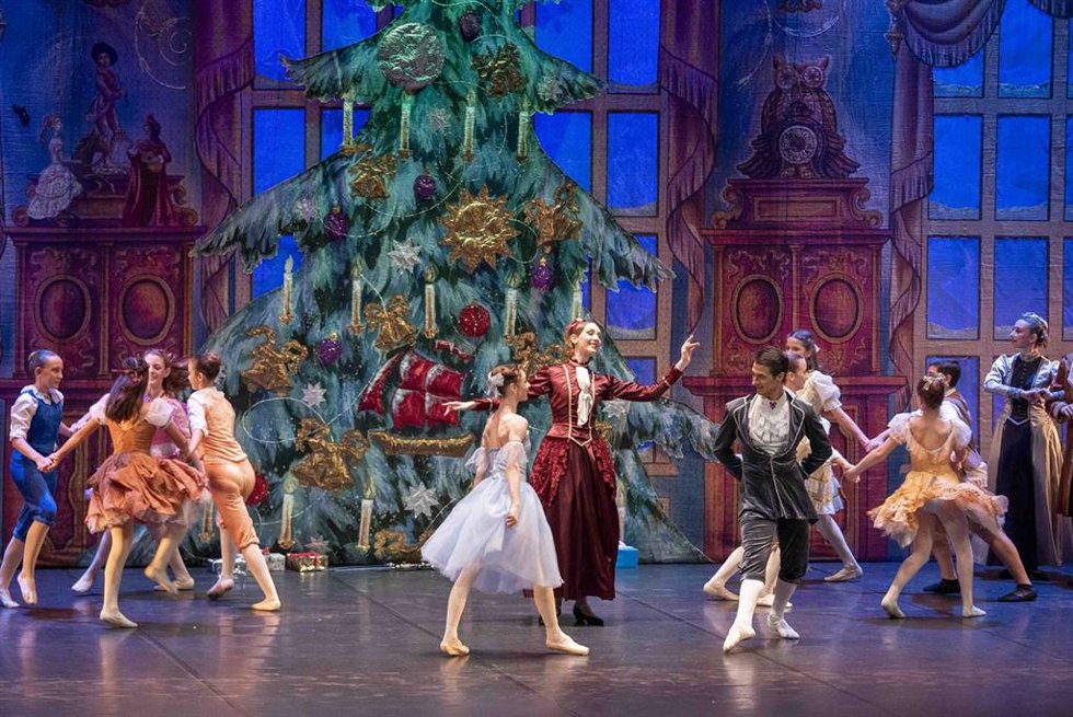 El Ballet Internacional en el auditorio de Almería