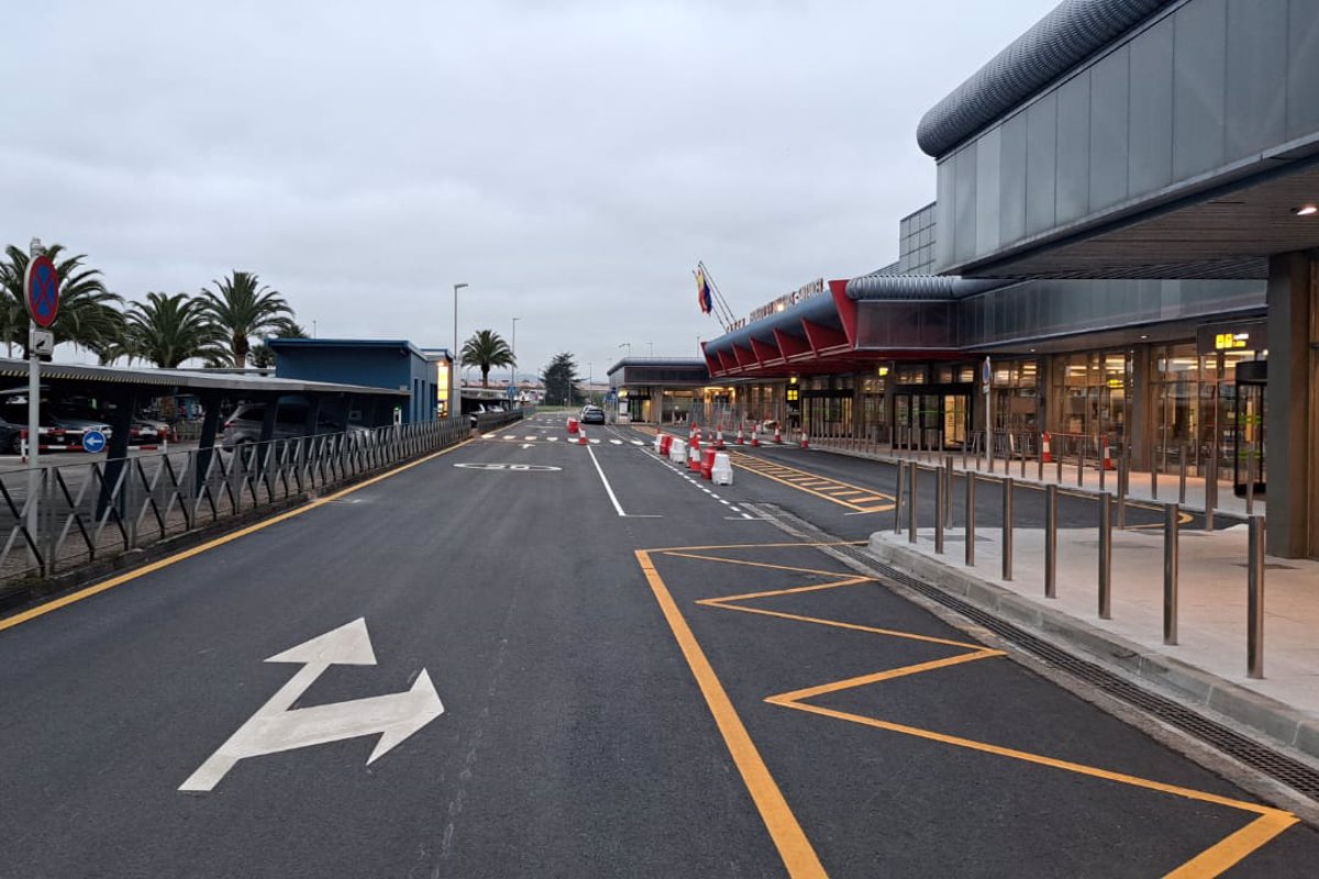 El viento obliga a desviar el vuelo Barcelona-Santander a Asturias