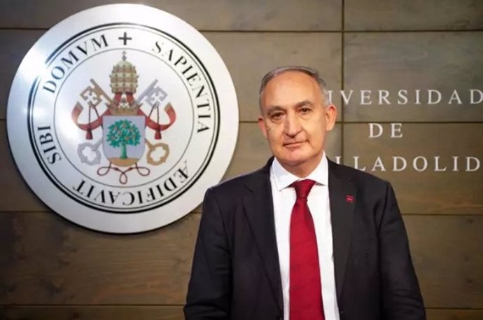 El rector de la Universidad de Valladolid, Antonio Largo.