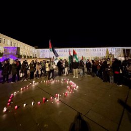 Acción anoche de Acampada por Palestina en el Belén Monumental de Logroño