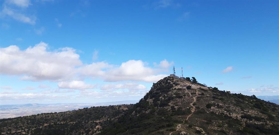Pico de la Madama en la Sierra de El Carche.